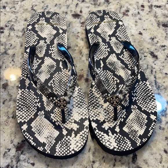 tory burch snake flip flops